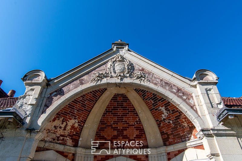 Maison - 232 m² - 11 pièces