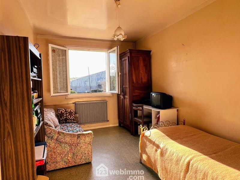 Maison - 122 m² - 7 pièces