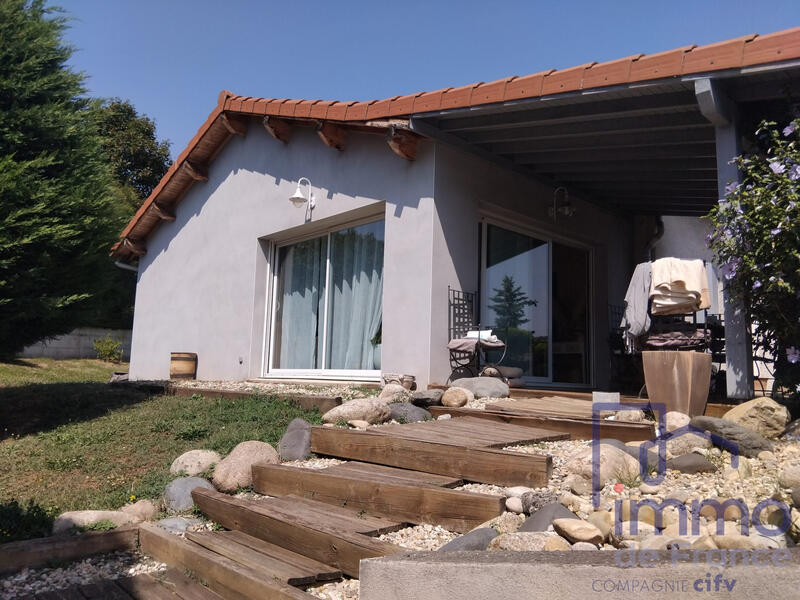 Villa - 168 m² - 5 pièces