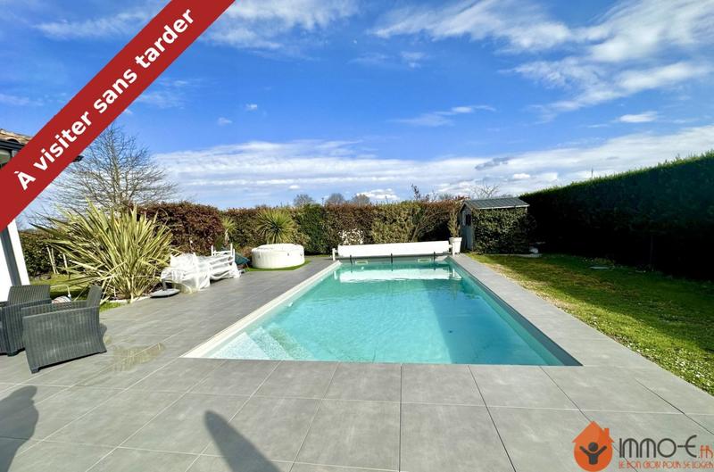 Maison - 140 m² - 5 pièces