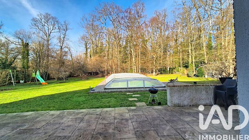 Maison - 210 m² - 7 pièces