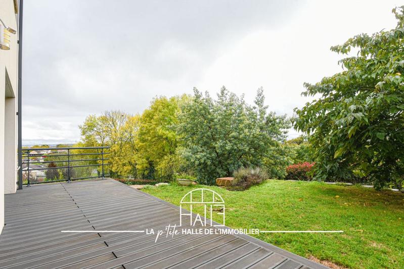 Pavillon - 143 m² - 6 pièces