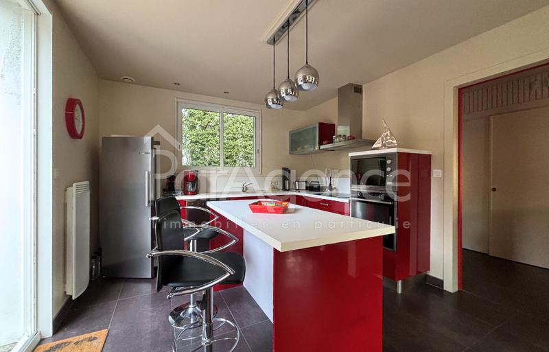 Maison - 140 m² - 6 pièces