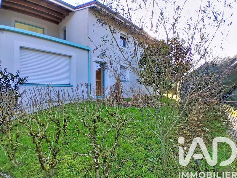 Maison - 195 m² - 5 pièces