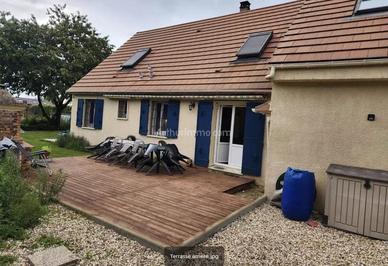 Maison - 135 m² - 6 pièces