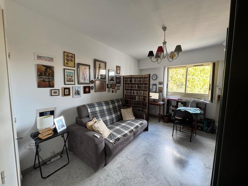 Appartement - 93 m² - 3 pièces