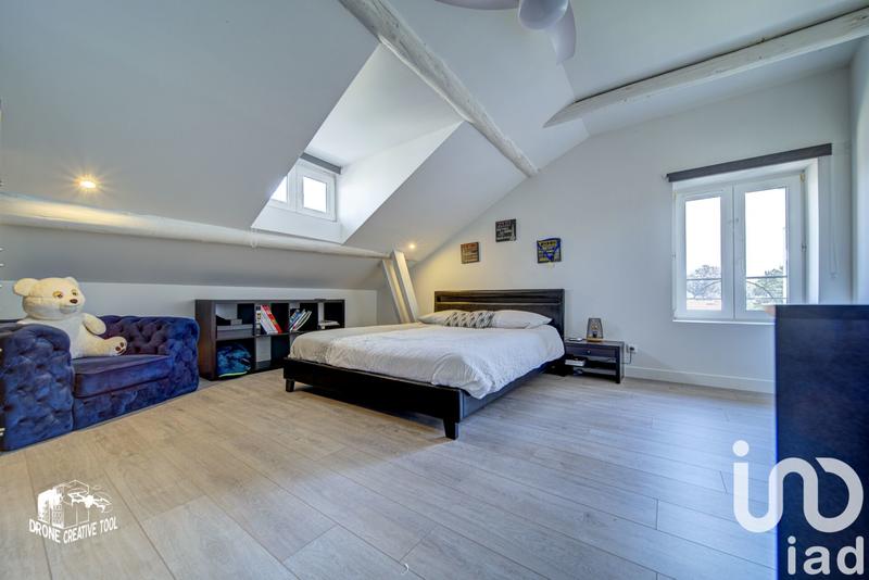 Maison - 323 m² - 13 pièces