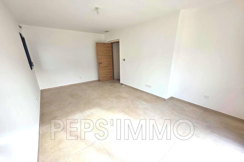 Appartement - 175 m² - 6 pièces