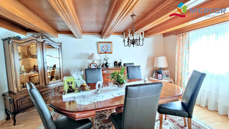 Maison ancienne - 198 m² - 8 pièces