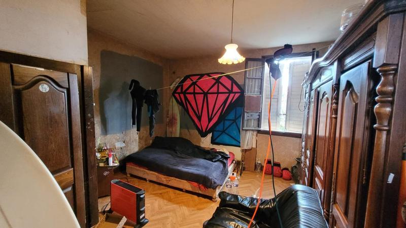 Maison - 203 m² - 9 pièces