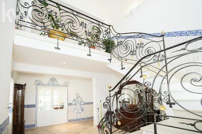 Maison - 230 m² - 5 pièces