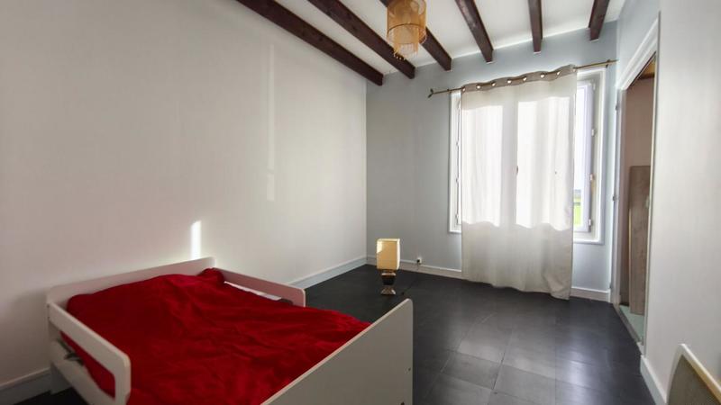 Maison - 140 m² - 7 pièces