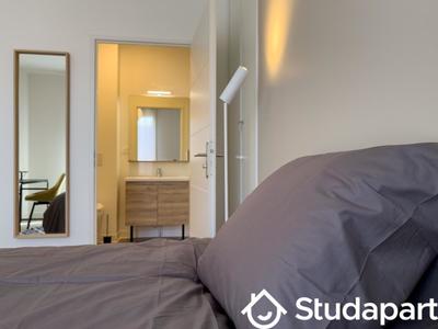 Chambre - 14 m² - 1 pièce