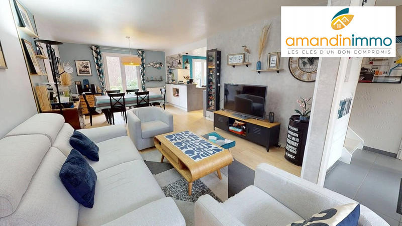 Maison - 98 m² - 7 pièces