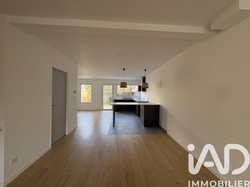 Maison - 108 m² - 4 pièces