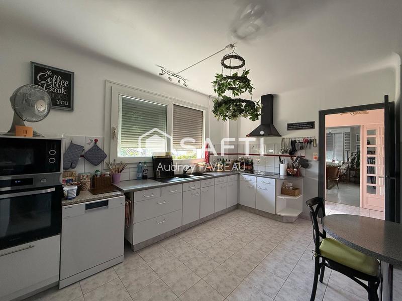 Maison - 168 m² - 5 pièces