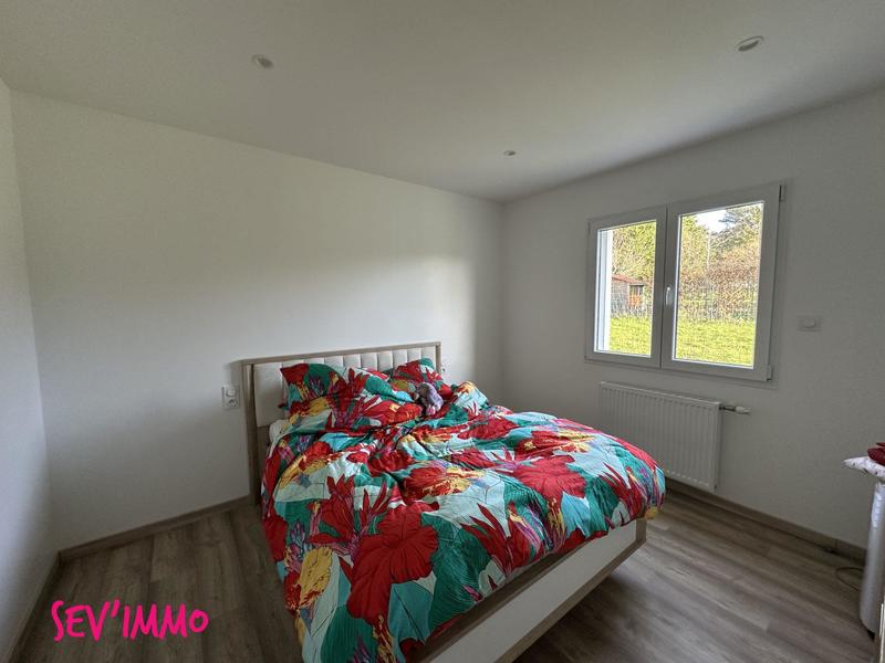 Maison - 102 m² - 4 pièces