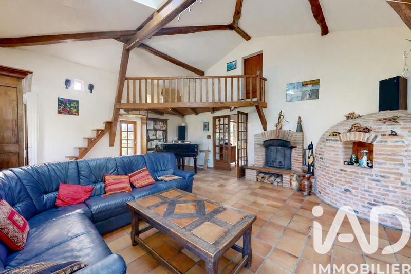 Maison - 200 m² - 7 pièces