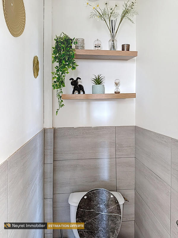 Maison - 105 m² - 6 pièces