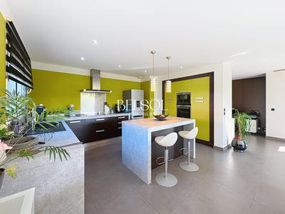 Maison contemporaine - 128 m² - 5 pièces