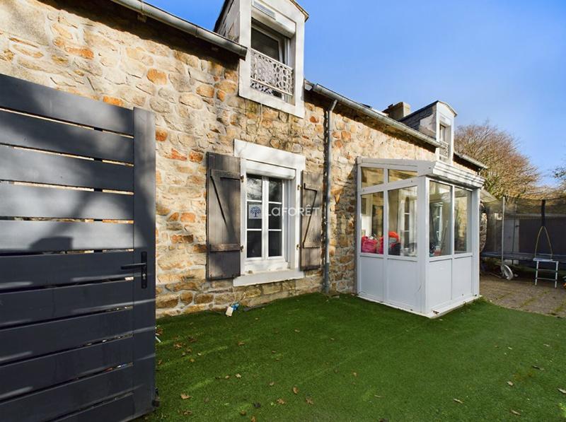 Maison - 98 m² - 4 pièces