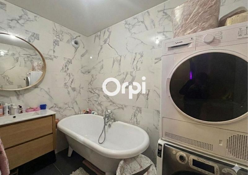 Appartement - 92 m² - 4 pièces