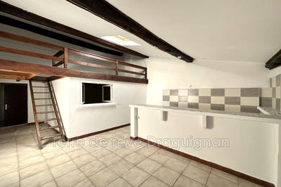 Appartement - 270 m² - 13 pièces