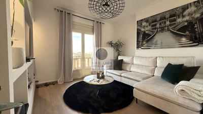 Appartement - 79 m² - 5 pièces