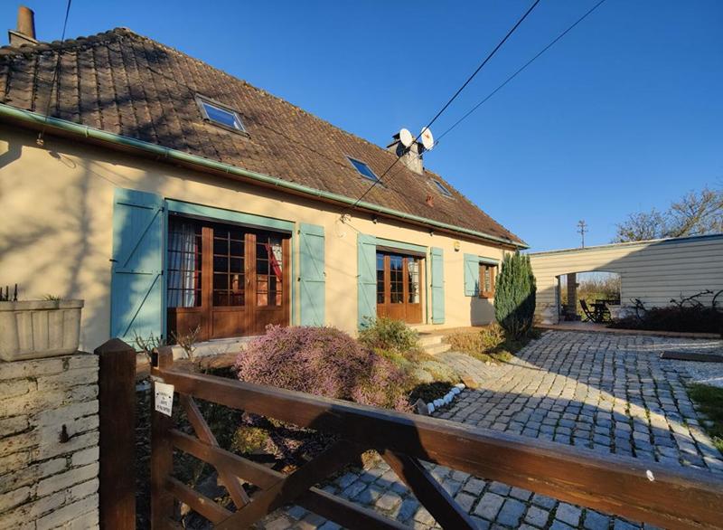 Maison - 98 m² - 5 pièces