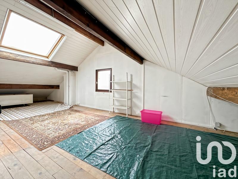 Maison - 180 m² - 8 pièces