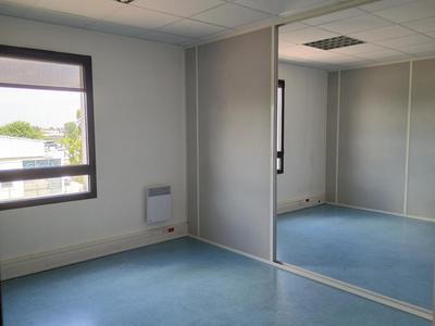 Bureau - 110 m² - 5 pièces