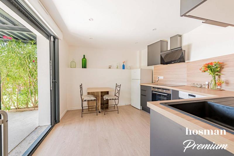 Maison - 258 m² - 7 pièces