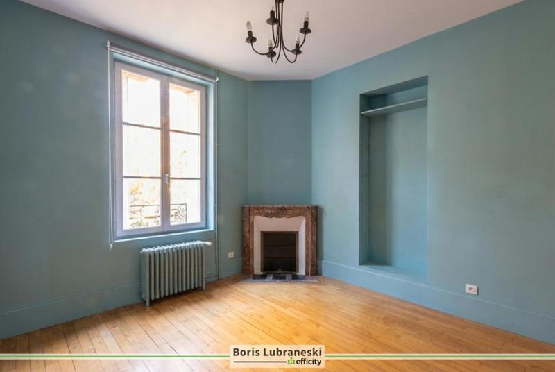 Maison - 206 m² - 7 pièces