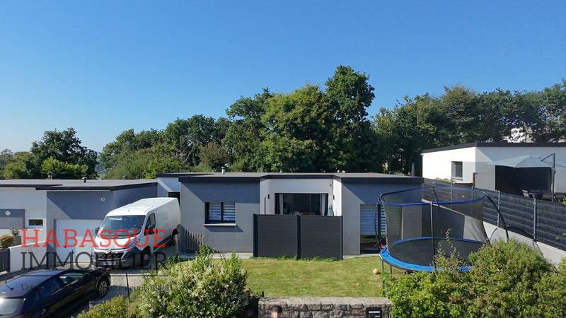 Maison - 93 m² - 4 pièces