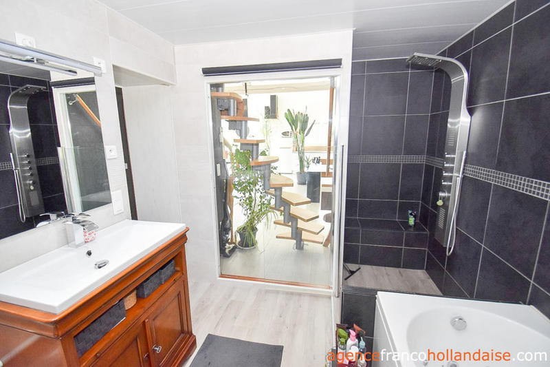 Maison de campagne - 96 m² - 2 pièces