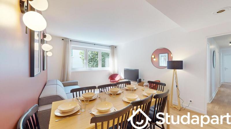 Chambre - 9 m² - 1 pièce