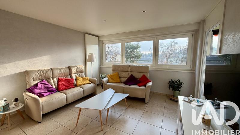 Appartement - 80 m² - 3 pièces