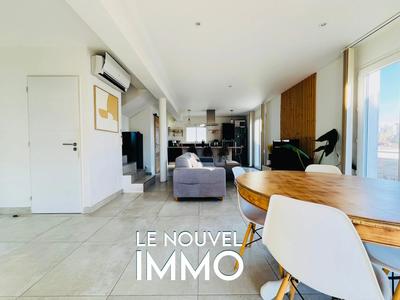 Maison - 94 m² - 4 pièces