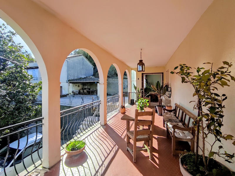 Maison - 200 m² - 7 pièces