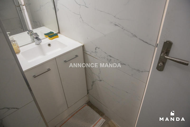 Chambre - 10 m² - 4 pièces