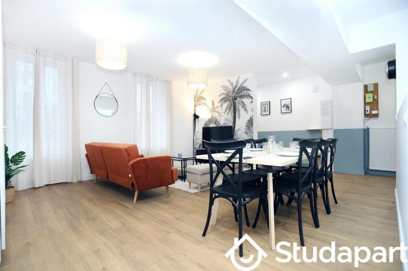 Chambre - 14 m² - 1 pièce