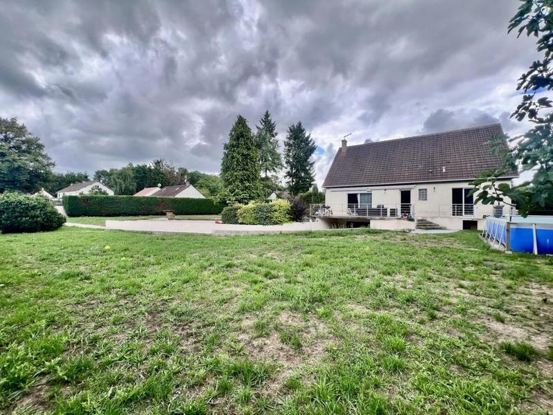 Pavillon - 214 m² - 7 pièces