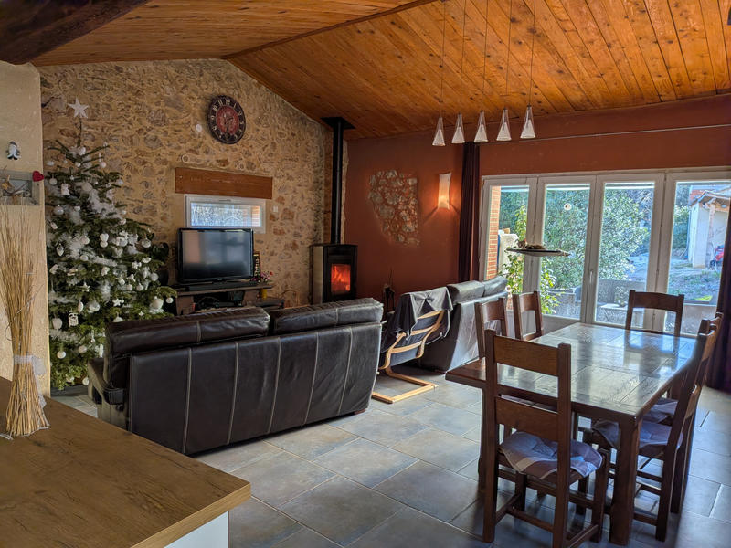 Maison - 195 m² - 9 pièces