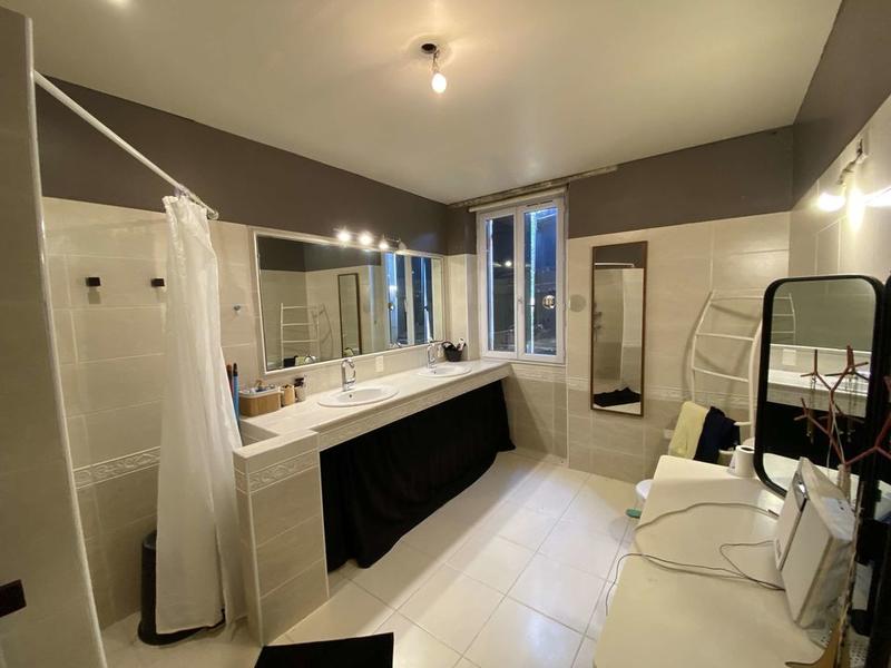 Maison en pierre - 280 m² - 7 pièces