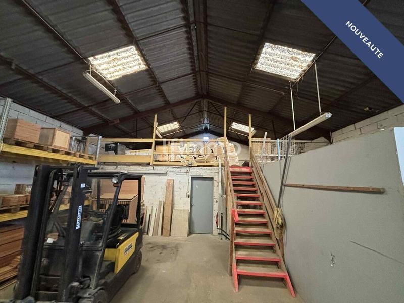 Local commercial - 205 m² - 3 pièces