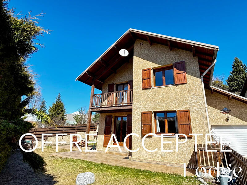 Maison - 101 m² - 5 pièces