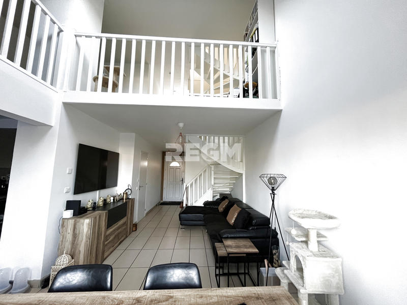 Maison - 108 m² - 5 pièces