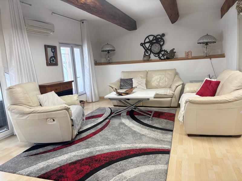 Loft - 75 m² - 3 pièces