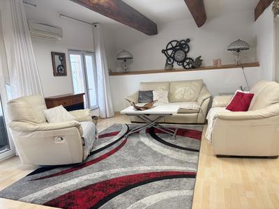 Loft - 75 m² - 3 pièces