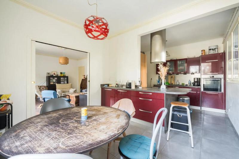 Appartement - 132 m² - 6 pièces